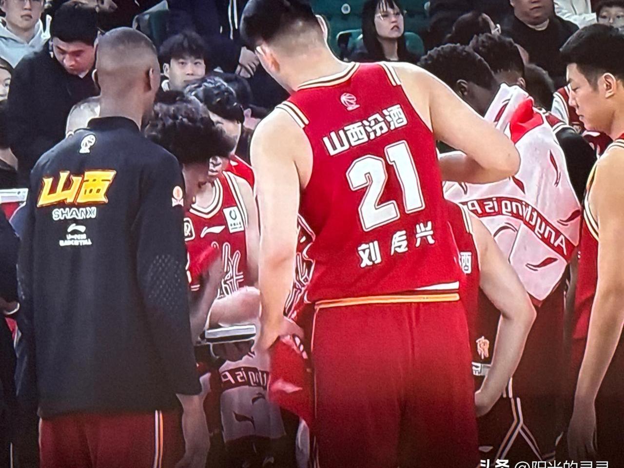 包含吉林队备战山东队，全力以赴迎接挑战的词条