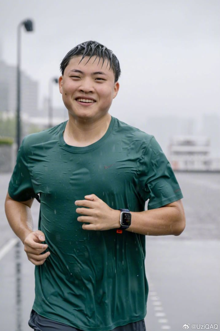 C9力克IG，Uzi完成史诗逆转半决赛3:2（广州）