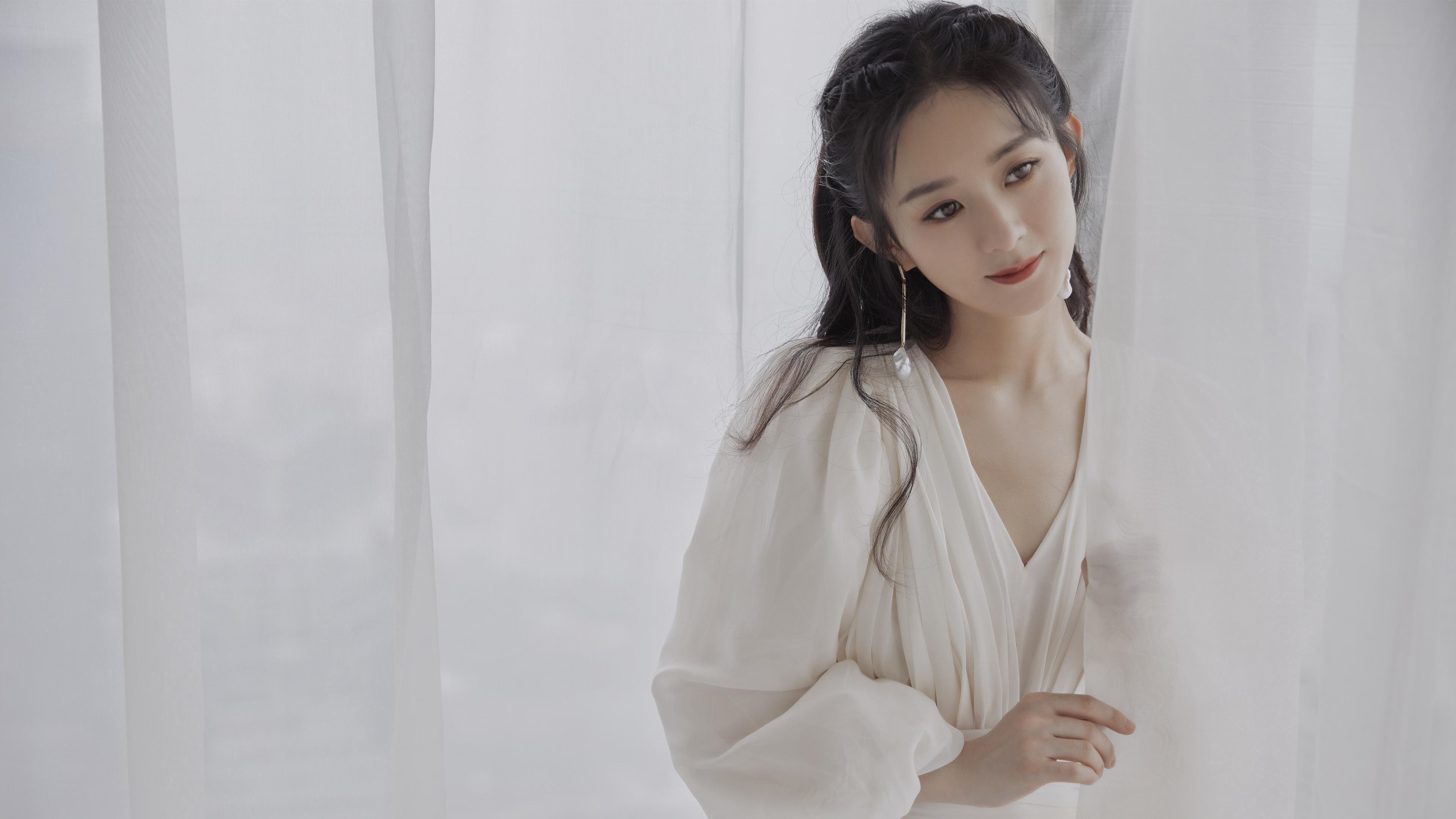 当代球星的双面镜，塔图姆的刀与太阳的浪潮